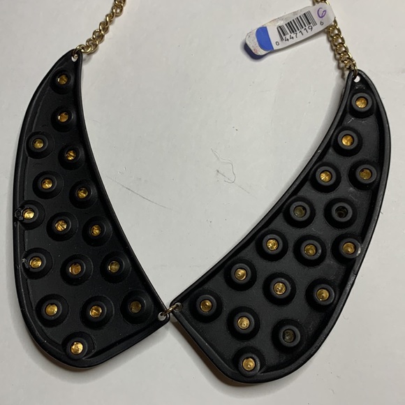 Women Necklace - Picture 5 of 5